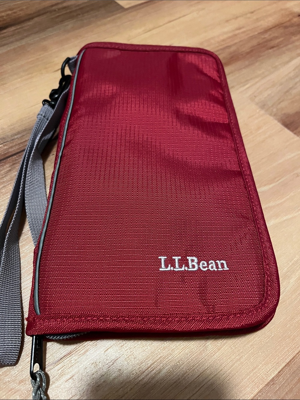 L.L. Bean Red Nylon Travel Pouch/Wallet with Gray Wrist Strap